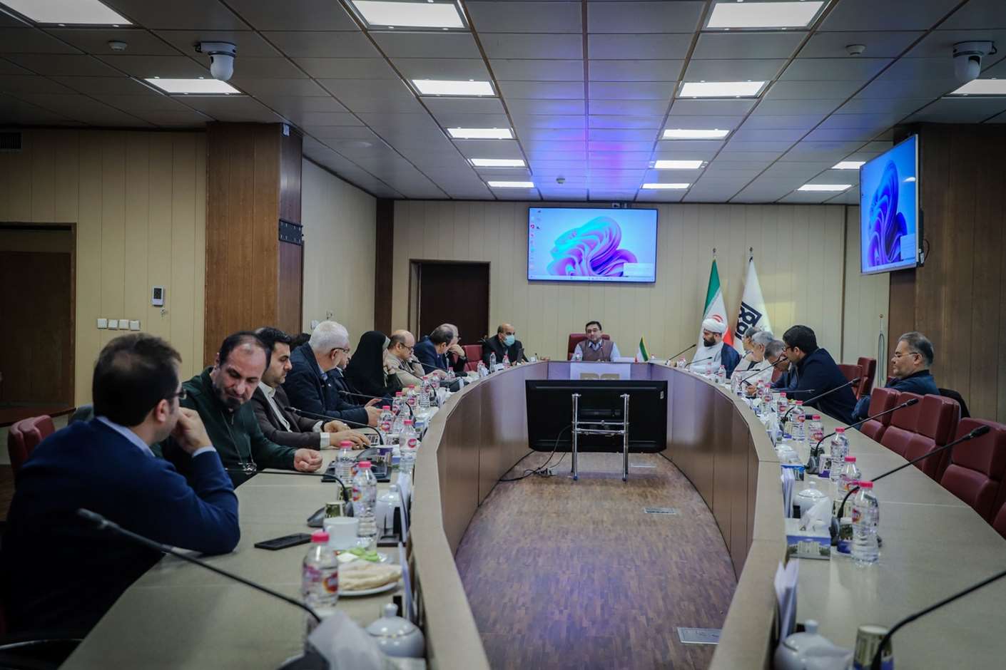 پنجاه‌ و پنجمین نشست از دوره هفتم هیئت‌رئیسه دانشگاه علوم پزشکی تهران