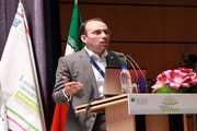 دکتر تکیان: نظام سلامت کشور مدیون جان‌فشانی‌های اساتید و کارشناسان حوزه‌ی بهداشت است