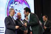 تقدیر از دکتر آرمان زرگران به عنوان برگزیده دانشگاه در کسب جوایز و افتخارات بین المللی