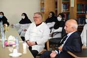 بازدید رئیس دانشگاه از بیمارستان کودکان بهرامی 