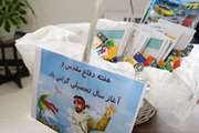 اهدای لوازم تحریر به کودکان بستری در مرکز طبی کودکان