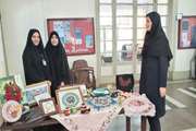 برگزاری نمایشگاه دست سازه‌های دانشجویی مرکز بهداشت جنوب تهران به مناسبت روز دانشجو در دانشگاه فرهنگیان مرکز باهنر
