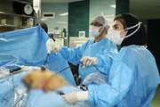 اولین عمل جراحی لاپاروسکوپی با تکنیک نیمه روبوتیک در بیمارستان ضیائیان انجام شد