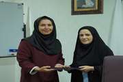 قدردانی معاون غذا و داروی دانشگاه از کارمند فعال در طرح صیانت از حقوق شهروندی 