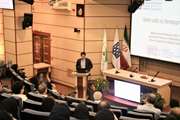 ارائه گزارش سفر دکتر زارعی قنواتی در کنفرانس هفتگی گروه چشم پزشکی دانشگاه