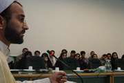 رابط نماینده نهاد معظم رهبری دانشگاه در دانشکده پرستاری و مامائی در جلسه معارفه دانشجویان ورودی جدید، تکامل انسان را ره آورد بصیرت درهمه ابعاد و استعدادها  دانست