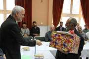 معاون اداری و مالی دانشکده پرستاری و مامایی،از قراردادی شدن تمامی کارگران در سال جدید خبر داد
