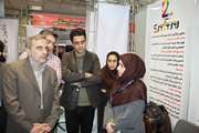 بازدید  دکتر منصوری از نوآوری های مرکز بهداشت جنوب تهران در غرفه کانون پزشکی از راه دور