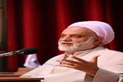 حجت الاسلام و المسلمین قرائتی در همایش تقدیر از فعالان قرآنی دانشگاه علمی را مفید دانست که انسان را به بندگی خدا برساند