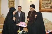 دیدار مسئولان مرکز بهداشت جنوب تهران با خانواده روحانی شهید مهدی کریمی به مناسبت هفته دفاع مقدس
