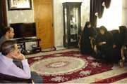 دیدار  کارکنان شبکه بهداشت شهرستان ری با خانواده شهدای شهرستان 11/6/1393 عکس: محمدحسین رحمانی زاده