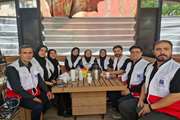 حضور موثر و پر رنگ کادر درمان بیمارستان کودکان بهرامی و ارائه خدمت به شرکت کنندگان در مراسم وداع با پیکر رهبر شهید