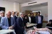 عیادت نمایندگان اقلیت های مذهبی ارامنه و کلیمیان مجلس شورای اسلامی به همراه سخنگوی وزارت امور خارجه از مجروحان حمله صهیونستی 