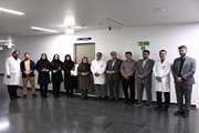 تقدیر رئیس مجتمع بیمارستانی امام خمینی (ره) از واحد روابط عمومی به مناسبت روز ارتباطات و روابط عمومی