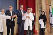 جشن روپوش سفید دانشجویان ورودی 1400 دانشکده پزشکی دانشگاه علوم پزشکی تهران برگزار شد