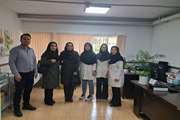 بازدید کارشناس مسئول واحد بیماری‌های واگیر از مرکز خدمات جامع سلامت شهدای بدر به مناسبت هفته ایمن‌سازی