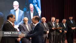 نخستین جشنواره تقدیر از مجریان برتر مدیریت درمان سکته‌های قلبی و مغزی برگزار شد