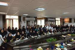 برگزاری مراسم گرامیداشت روز جهانی ماما درمجتمع بیمارستانی امام خمینی (ره)