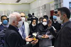 بازدید رئیس سازمان غذا و دارو از داروخانه شبانه روزی 13 آبان 