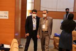 دکتر حسن رزمی: آزمون دانشنامه تخصصی در دانشکده دندانپزشکی علوم پزشکی تهران بسیار خوب و مدبرانه و با رعایت کامل شیوه نامه های بهداشتی برگزار شد.