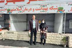 دیدار نوروزی مدیر شبکه بهداشت و درمان اسلامشهر از واحدهای تحت پوشش شبکه و چادر خدمات سفرهای نوروزی