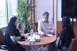 ملاقات عمومی کارکنان با مدیر توسعه سازمان و سرمایه انسانی دانشگاه علوم پزشکی تهران 