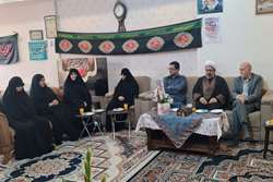 دیدار رئیس دانشگاه علوم پزشکی تهران با خانواده شهید «دکتر شیروانی» در قم