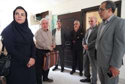 دیدار معاون بهداشت دانشگاه علوم پزشکی تهران و هیئت همراه با دکتر کریمی از آسیب دیدگان جنگ 12 روزه رژیم صهیونی علیه کشور