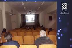 اکران فیلم سینمایی متری شیش و نیم در خانه فرهنگ کوی دانشگاه