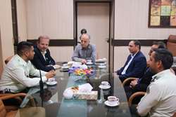 دیدار رئیس بیمارستان فارابی با کارکنان نیروی انتظامی به مناسبت هفته نیروی انتظامی