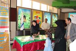 برپایی غرفه پیشگیری از مسمومیت ها  در مرکز طبی کودکان برگزار شد