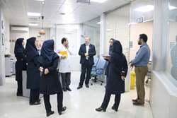 بازدید (walk round) تیم مدیریتی ایمنی بیمار بیمارستان فارابی از بخش های آرمان، امید و ICU