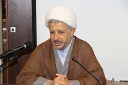 نشست هم‌اندیشی استادان با موضوع نیاز به قرآن در دانشکده پیراپزشکی برگزار شد