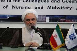 نشست هم‌اندیشی استادان با موضوع تفسیر قرآن در دانشکده پرستاری و مامایی برگزار شد