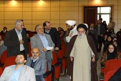 دومین جلسه از سلسله نشست های اخلاقی برگزار شد/نقش اثرگذار بارش افکار اساتید در پیشبرد اهداف دانشگاه