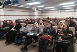 جلسه آموزشی برچسب کنترل اصالت و سلامت کالا در سرای محله جمال‌زاده برگزار شد