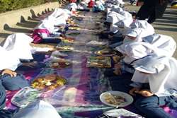 جشنواره صبحانه سالم در مدرسه تحت پوشش خانه بهداشت قاسم‌آباد خشکه شهرستان اسلامشهر