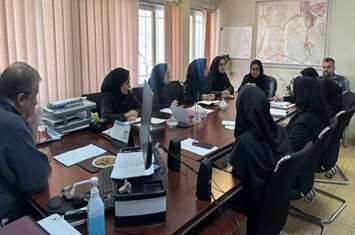 برگزاری جلسه هم‌اندیشی هفته ملی جمعیت در شبکه بهداشت و درمان شهرستان ری