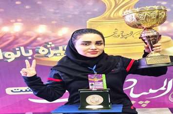 درخشش تیم بدمینتون بانوان دانشگاه علوم پزشکی تهران با حضور فریناز علوی، کارشناس آزمایشگاه شبکه بهداشت و درمان اسلامشهر