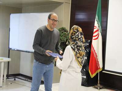 تقدیر از پژوهشگران برتر بیمارستان آرش به مناسبت هفته پژوهش