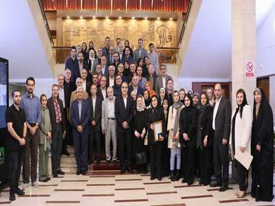 اعطای «نشان هرمز» به برگزیدگان هجدهمین جشنواره چشم‌پزشکی ایران؛ تجلی مسئولیت اجتماعی در یادمان پروفسور هرمز شمس