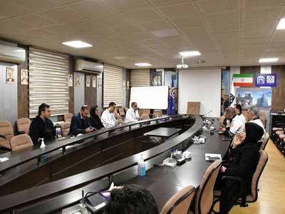 نشست ارتقای آمادگی درمانی در بحران در مجتمع بیمارستانی امام خمینی (ه)‌ برگزار شد