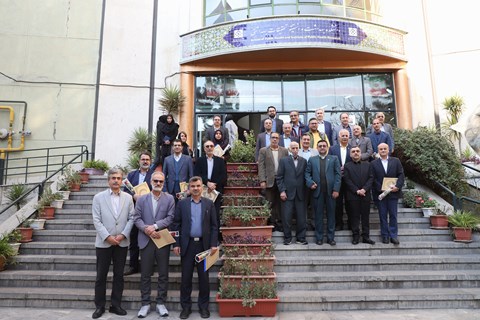 گرامیداشت دانشمندان برتر دانشکده بهداشت دانشگاه علوم پزشکی تهران؛ از میراث ماندگار پیشگیری تا افق‌های نوین پژوهش کاربردی