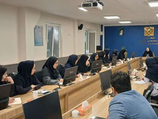 دومین نشست مدیر شبکه بهداشت و درمان شهرستان ری، با مسئولان واحدهای ستادی در سال ۱۴۰۵