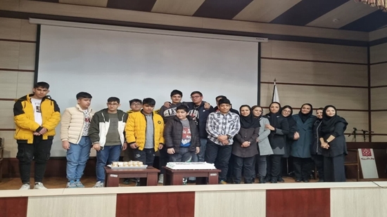 مراسم فارغ التحصیلی نوجوانان اتیسمی برای اولین بار در کشور و بیمارستان روزبه 