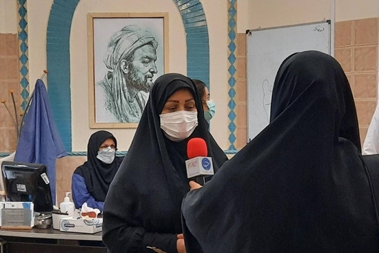 بازدید مدیر کل دفتر طب ایرانی و مکمل وزارت بهداشت از مرکز واکسیناسیون سلامتکده خارک 