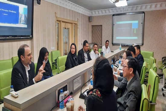 بازدید رئیس مرکز طب سنتی دانشگاه ماهیدول تایلند از دانشکده طب ایرانی  