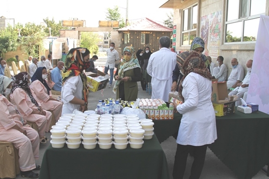 برگزاری مراسم بزرگداشت هفته سالمند در مجموعه نگهداری فرشتگان فجر آسمانی در شهرستان اسلامشهر  