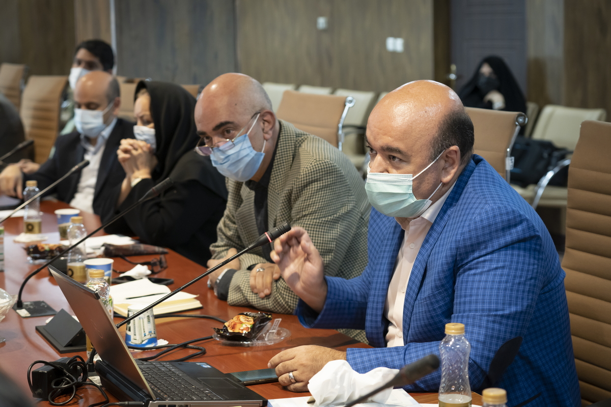 دکتر مهرداد کریمی  دکتر مهرداد کریمی ,