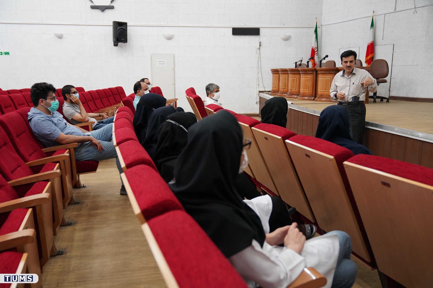 نشست مشورتی روابط عمومی با مرکز تحقیقات رادیولوژی 